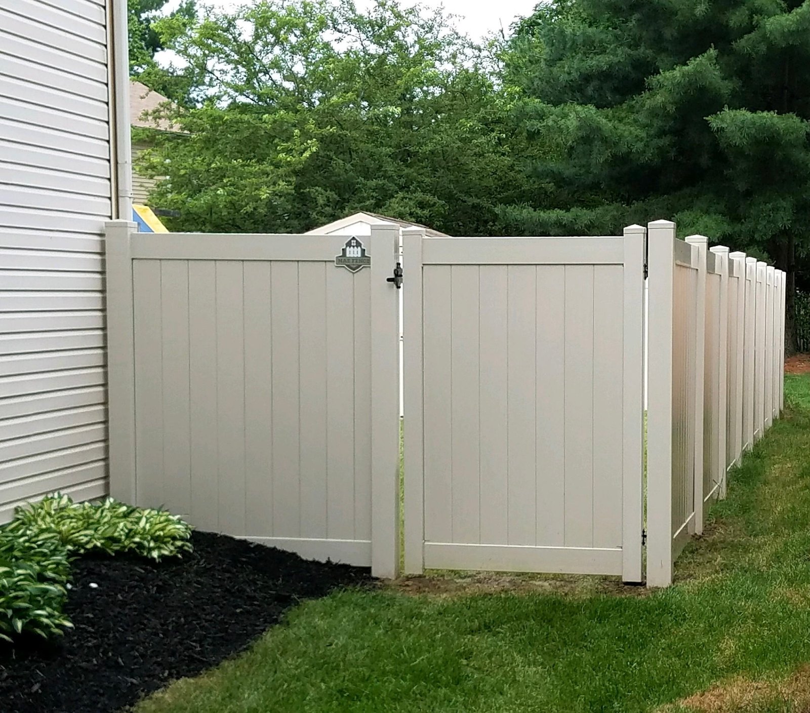 Vinyl - Privacy - Tan - External Fitted Cap(1)
