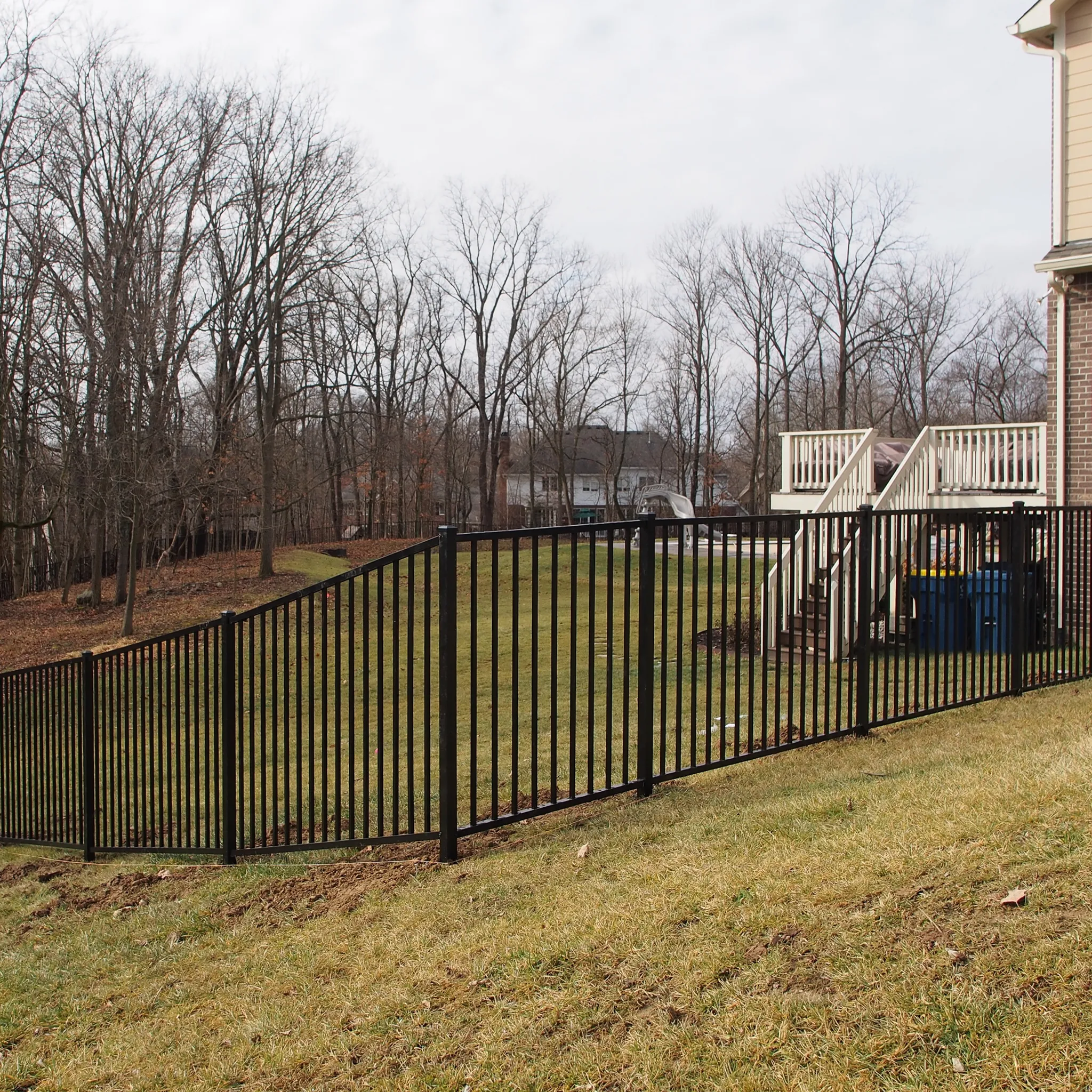 4_-Closed-Straight Traditional-Aluminum-103