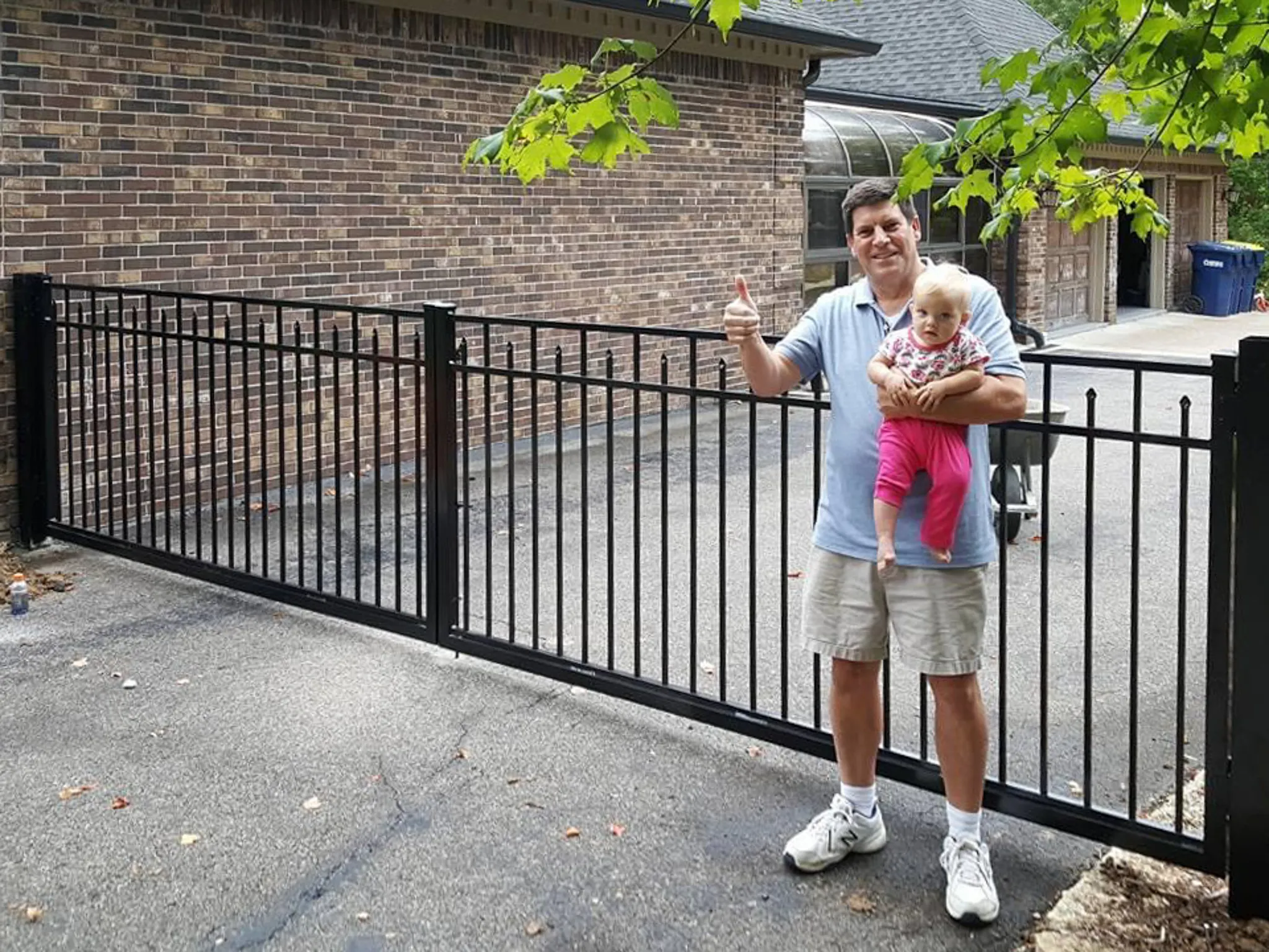 4_ Custom Gate-Closed-Alternating-Aluminum-160
