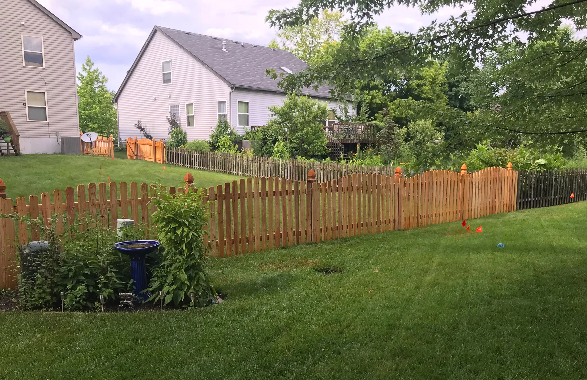 4_-Picket-DE Arch-Cedar-149