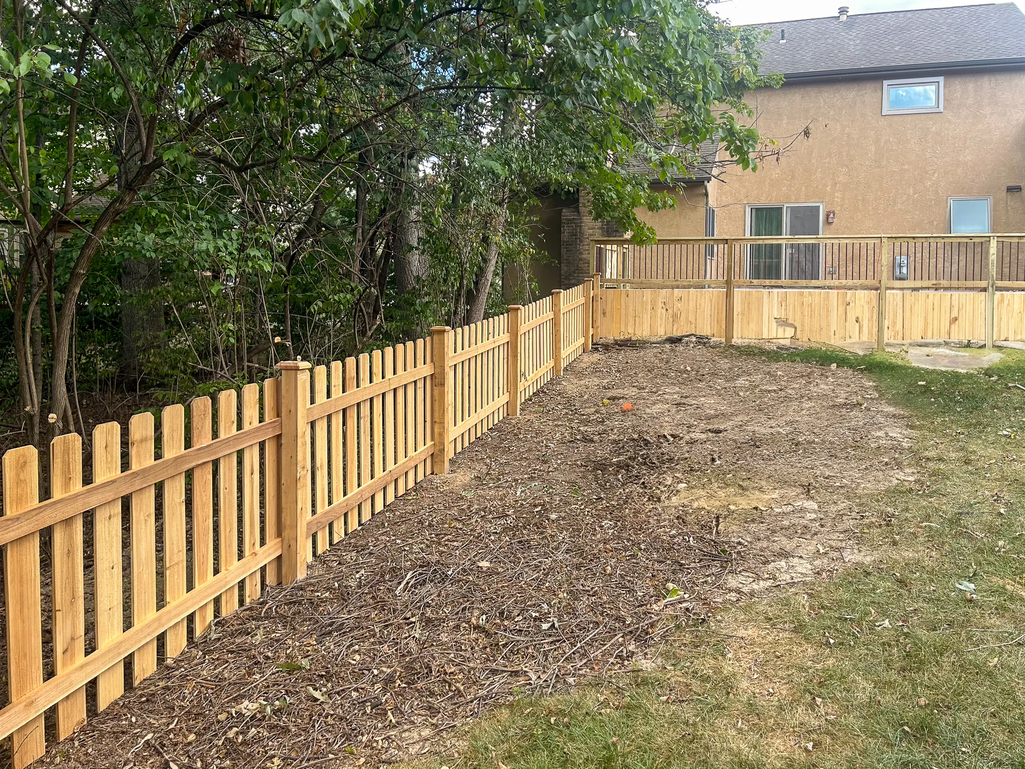 4_-Picket-DE Straight-Cedar-281
