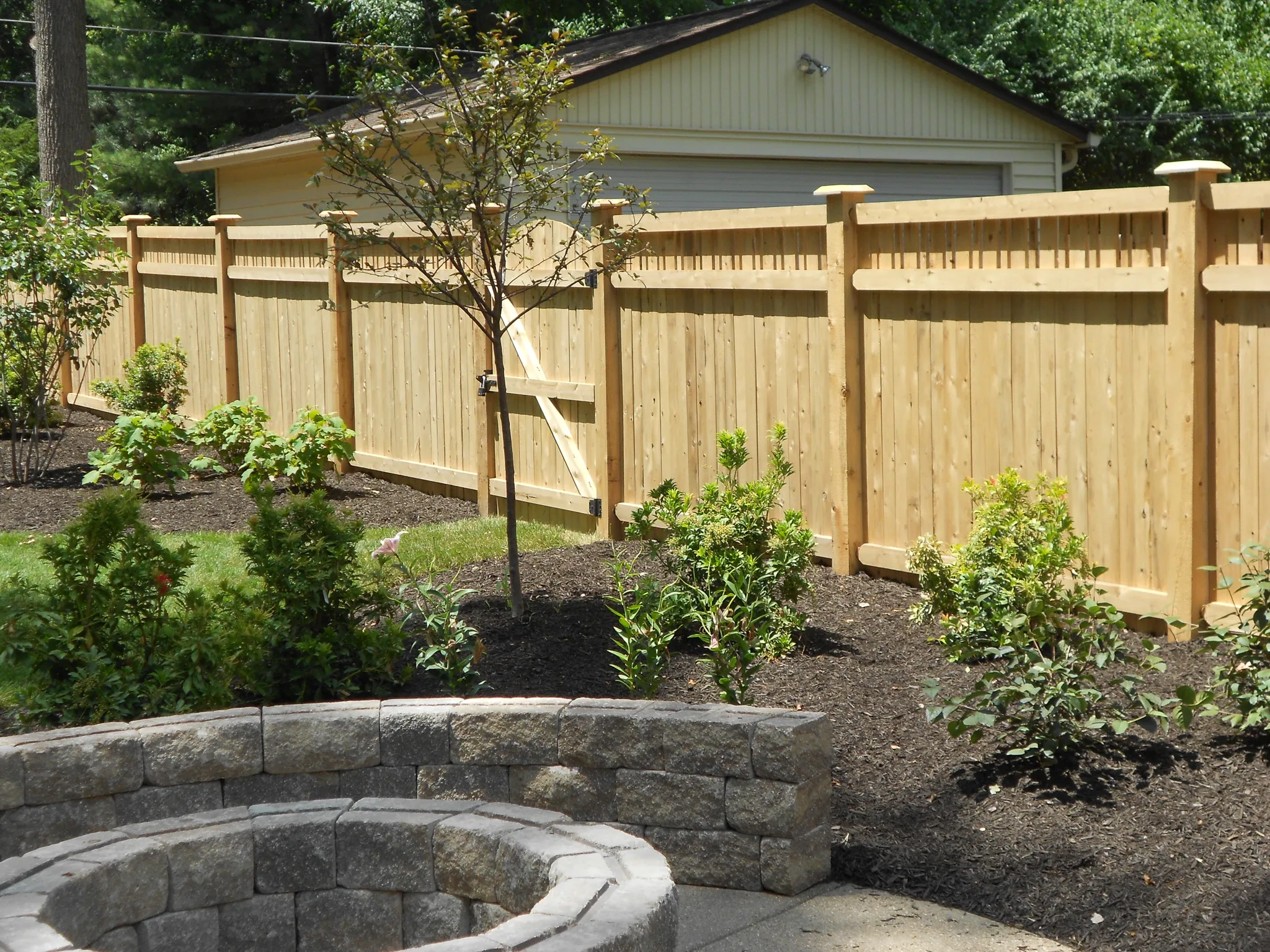 6_-Privacy-Alternating Hampton-Cedar-112 copy