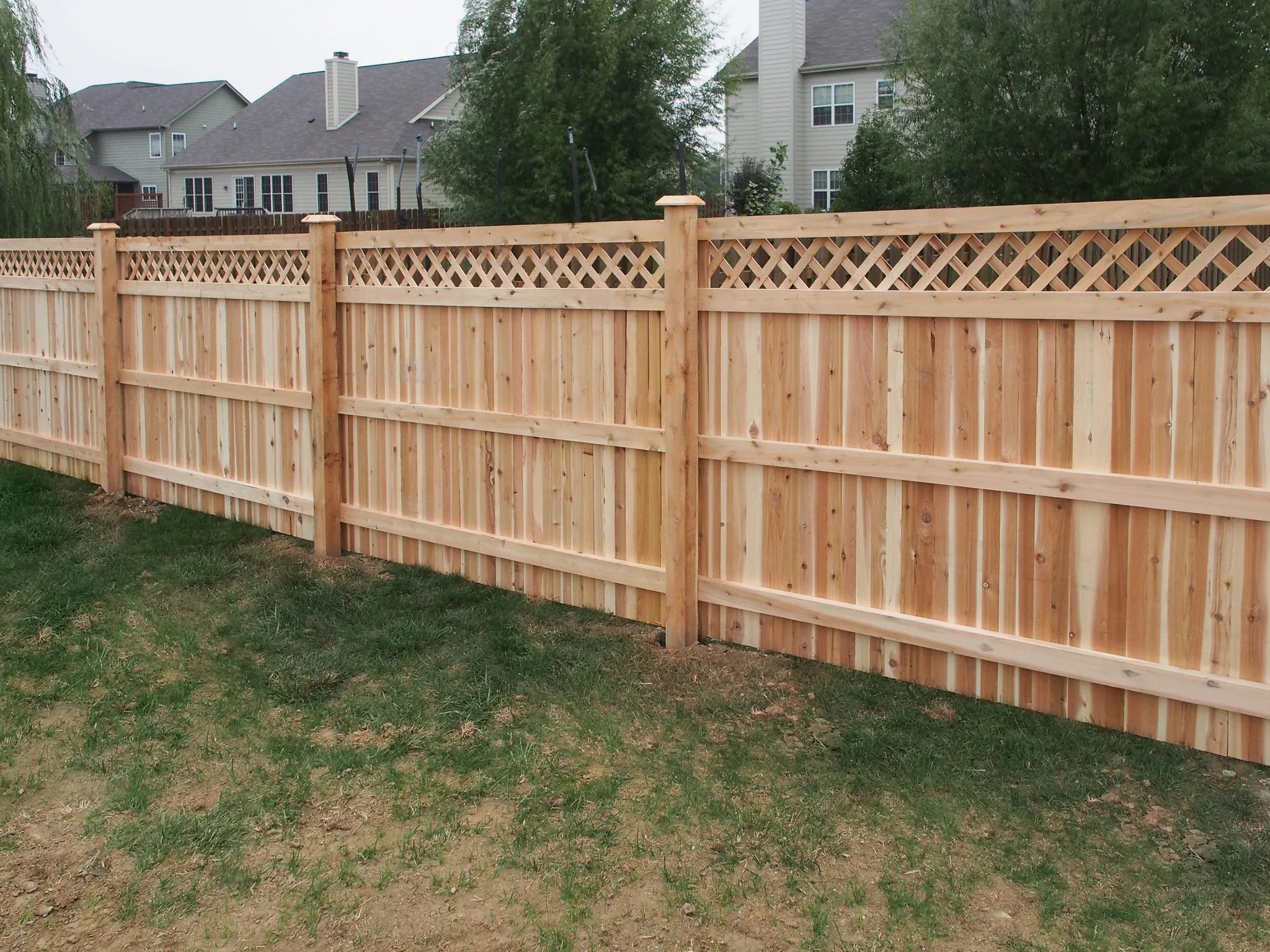 6_-Privacy-Cross Lattice-Cedar-100