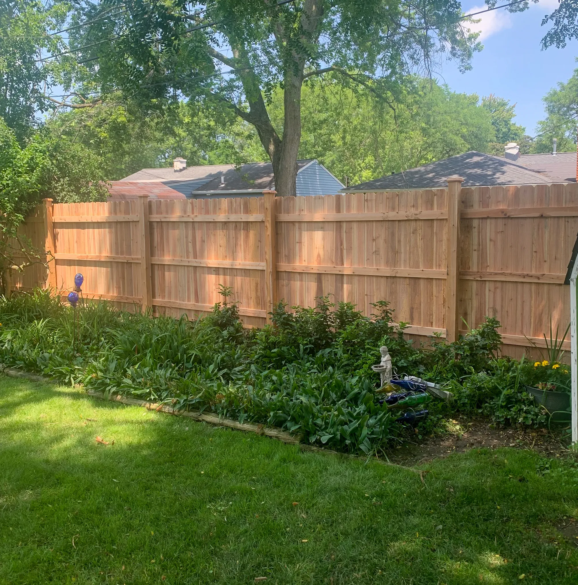 6_-Privacy-DE Straight-Cedar-262