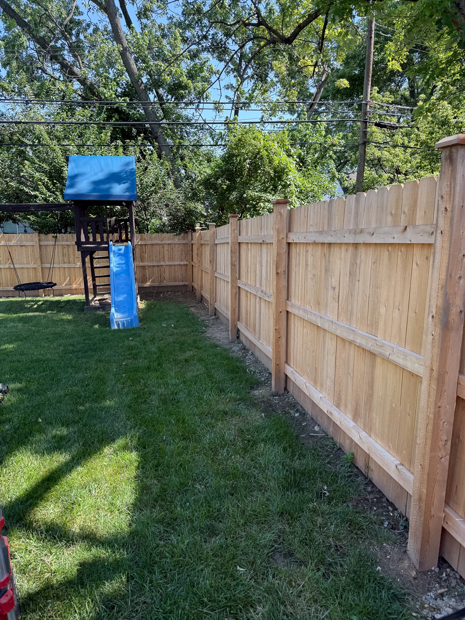 6_-Privacy-DE Straight-Cedar-263
