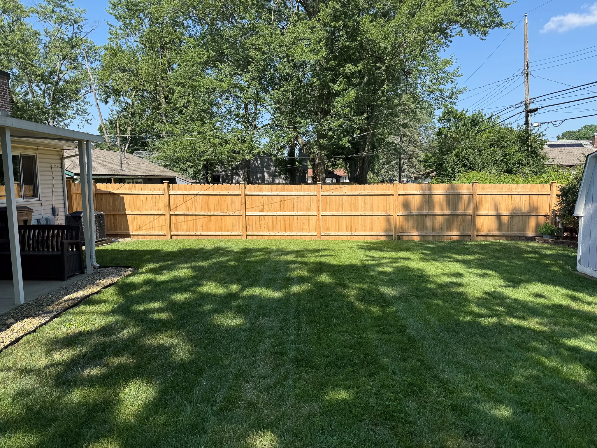 6_-Privacy-DE Straight-Cedar-264