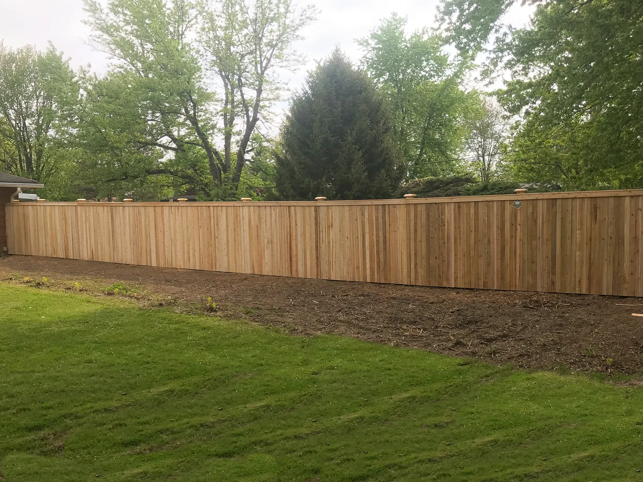 6_-Privacy-Traditional-Cedar-146