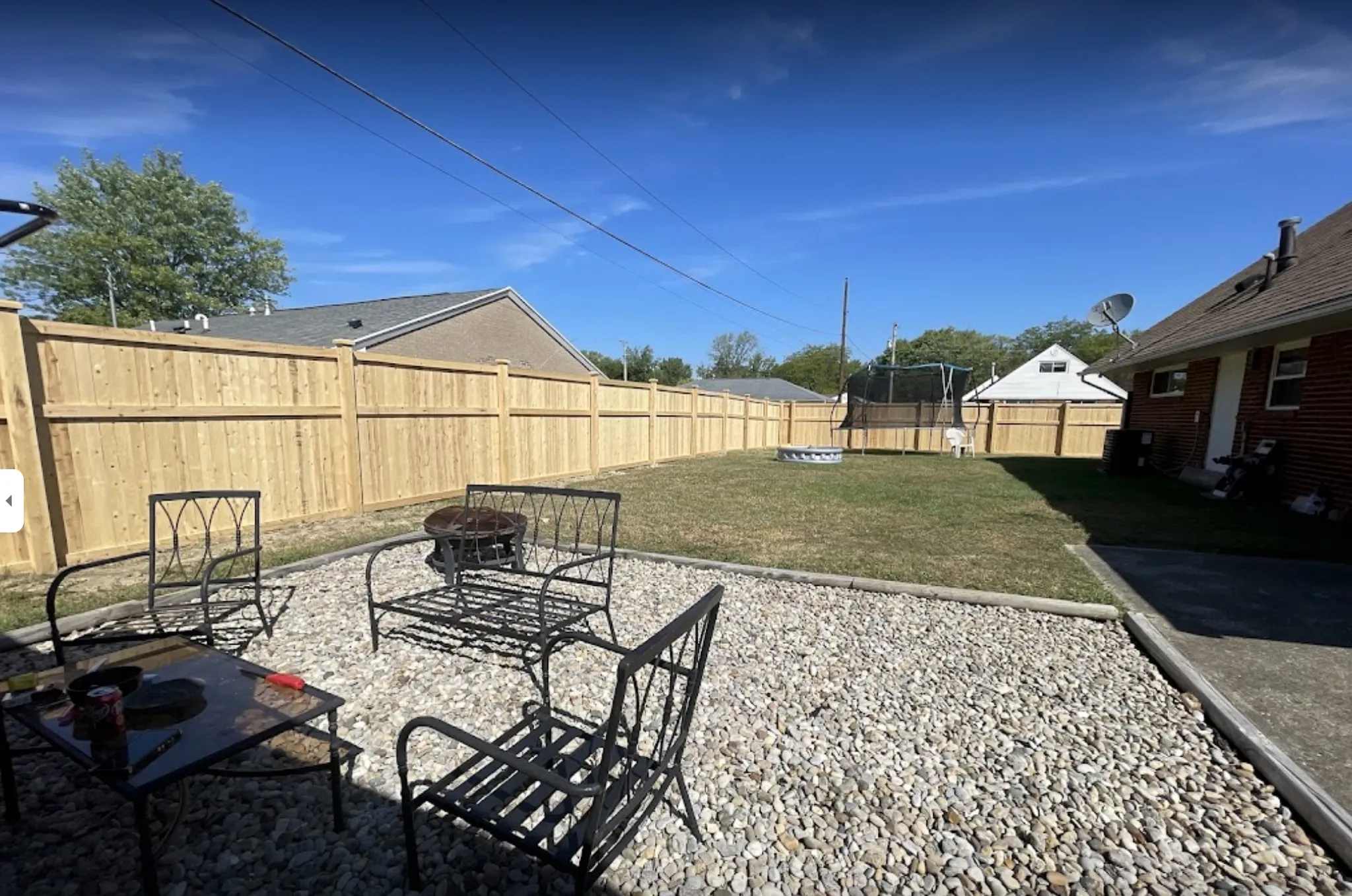 6_-Privacy-Traditional-Cedar-252