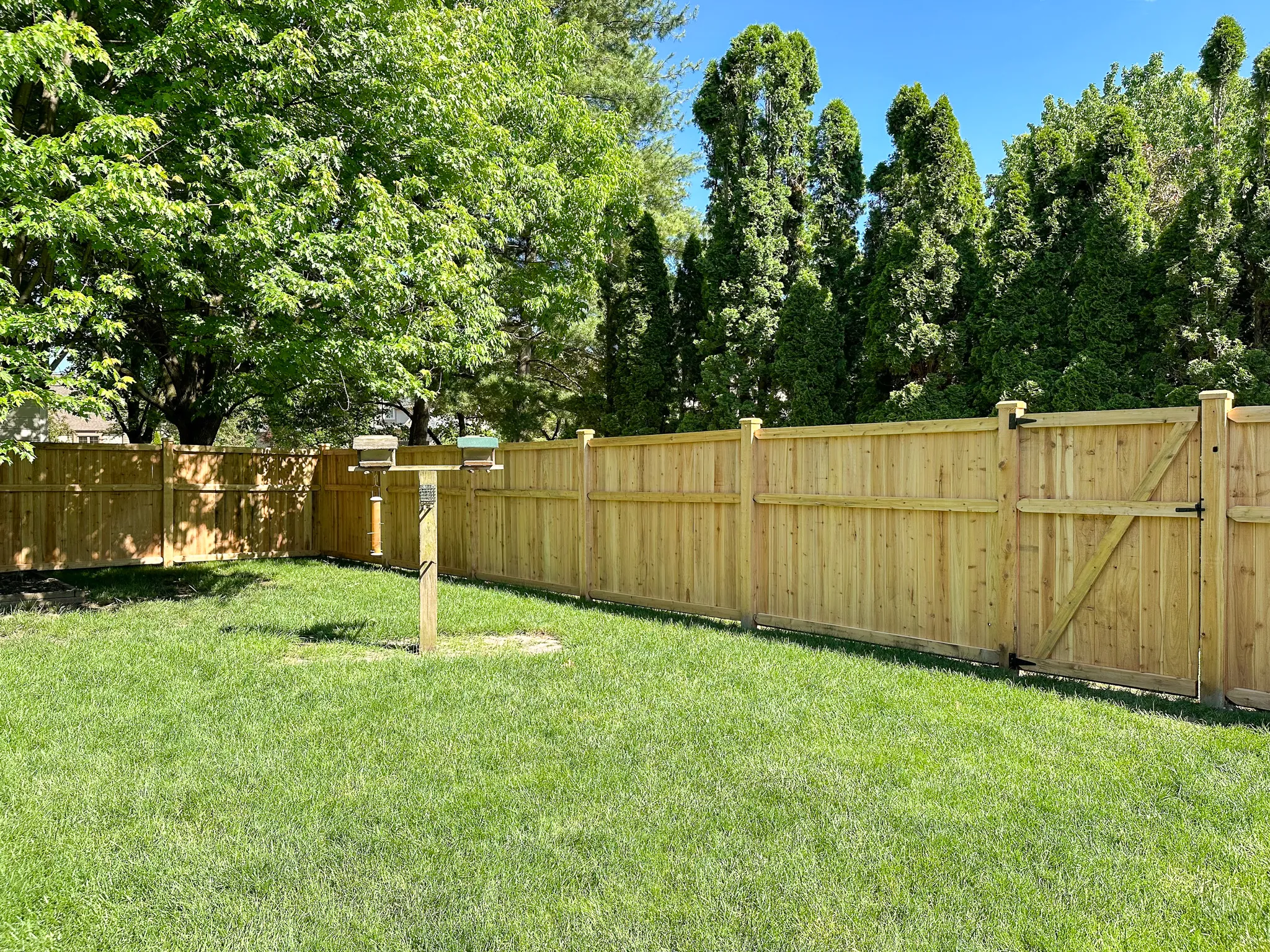 6_-Privacy-Traditional-Cedar-309