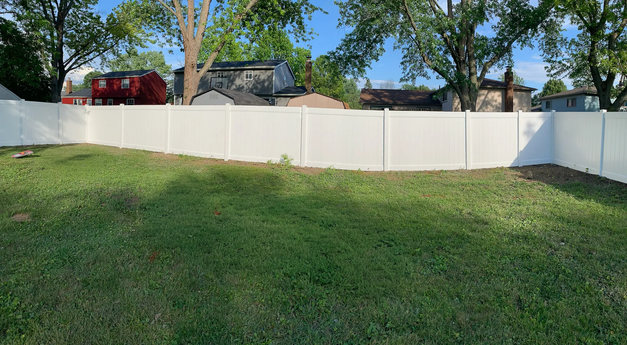 6_-Privacy-Traditional-Vinyl-141